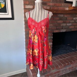 VTG Victoria’s Secret Satin Floral Slip Dress in Red/Orange Sz L
